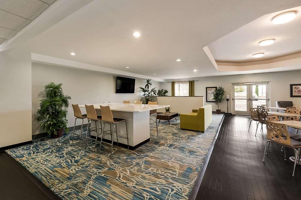 Best Western Douglas Inn & Suites İç mekan fotoğraf