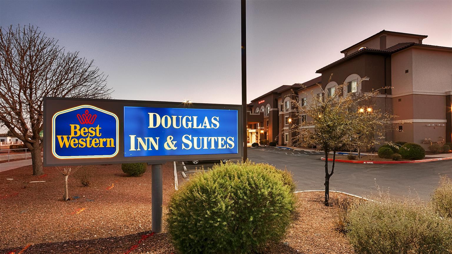 Best Western Douglas Inn & Suites Dış mekan fotoğraf